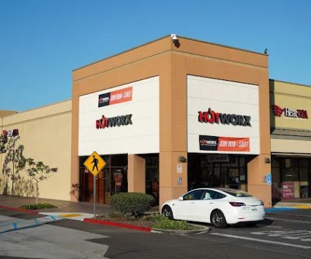 HOTWORX - Torrance, CA - Del Amo/Best Plaza