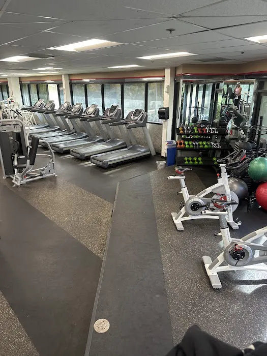 24 Hour Fitness Picture 10