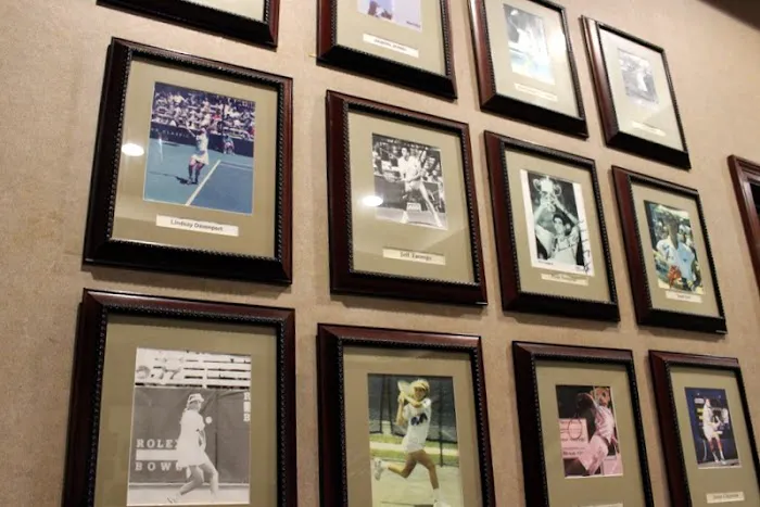 West End Racquet & Health Club Picture 9