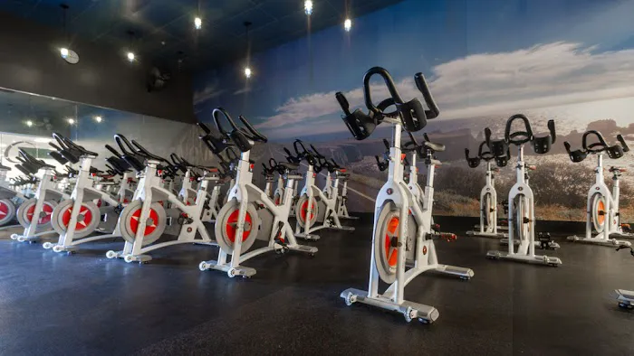 24 Hour Fitness Picture 7