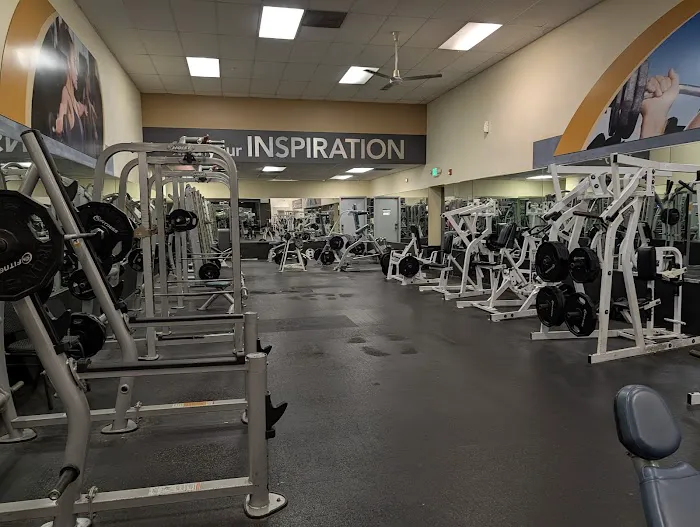 24 Hour Fitness Picture 10