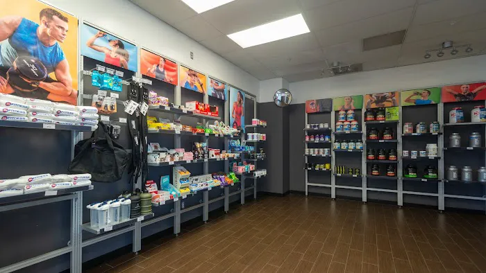 24 Hour Fitness Picture 9