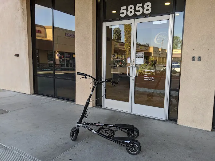 24 Hour Fitness Picture 3