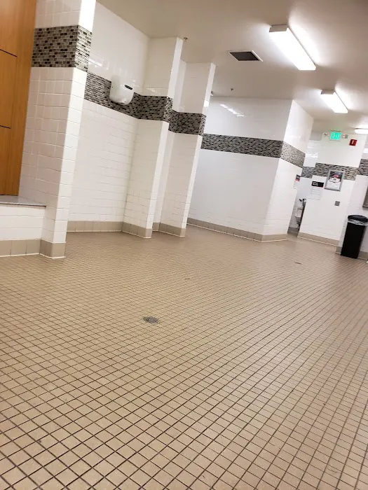 24 Hour Fitness Picture 1