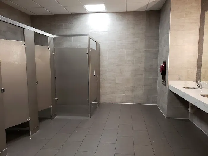 Planet Fitness Picture 2