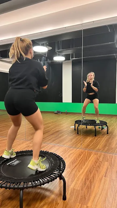 Nuzuna Costa Mesa Picture 5