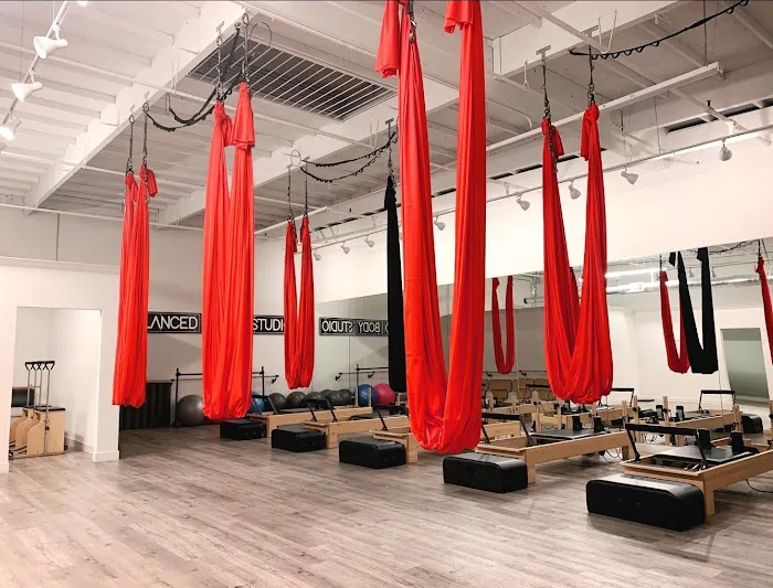 Orange People Picture 3