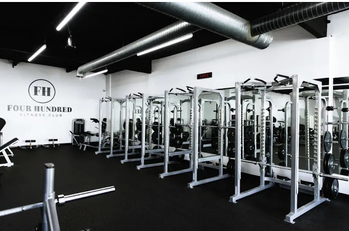 Four Hundred Fitness Club Picture 3