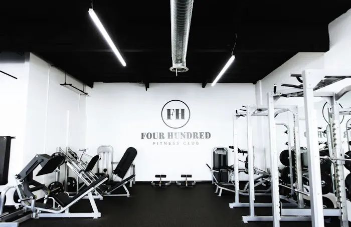 Four Hundred Fitness Club Picture 7