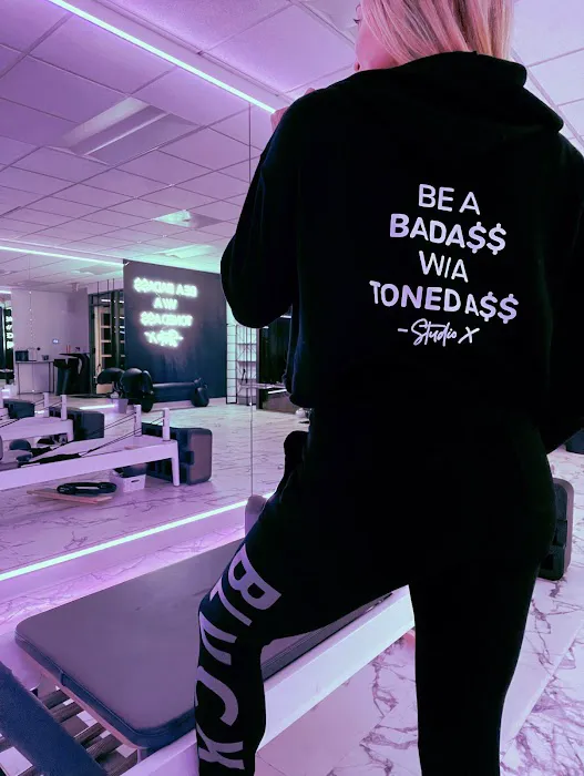 Studio X [Irvine] Picture 3