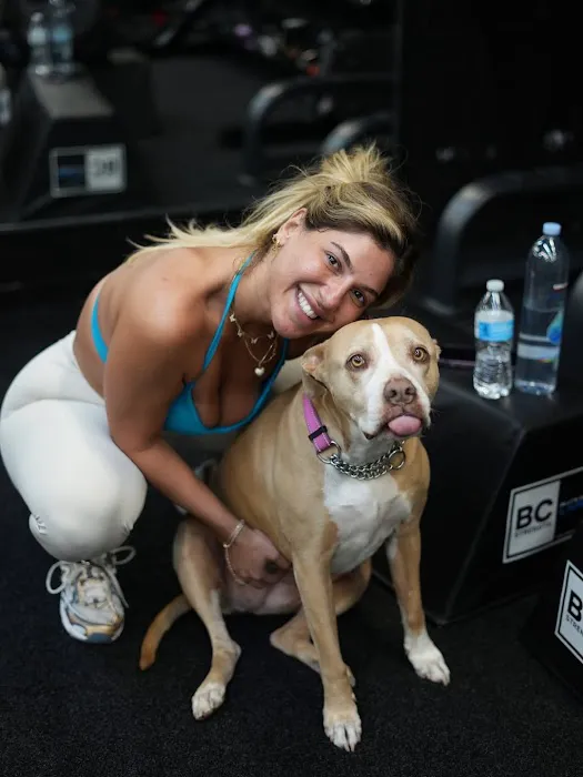 Gluteology Picture 9