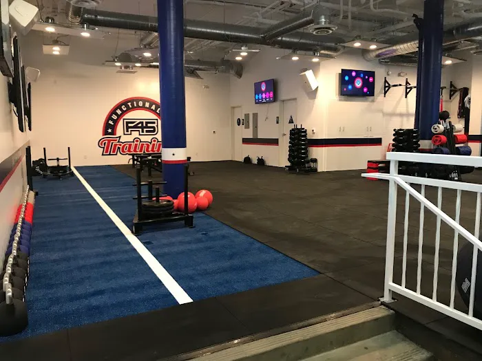 F45 Training Picture 10