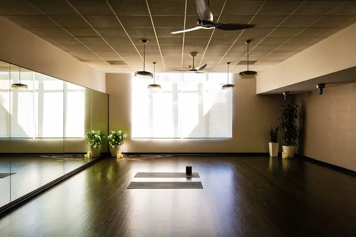 Equinox Pasadena Picture 8