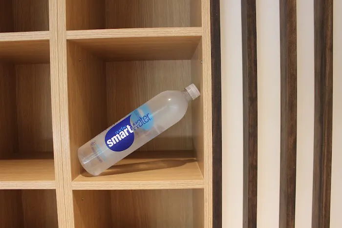 Hot 8 Yoga Picture 4