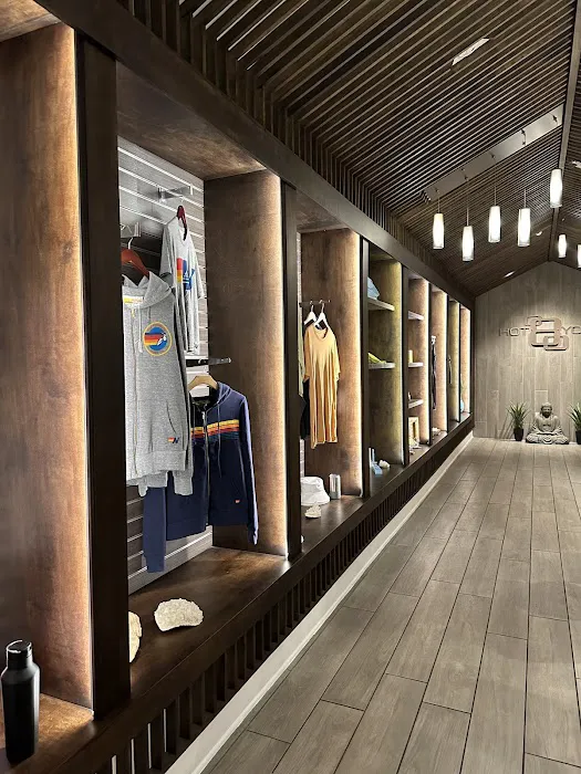 Hot 8 Yoga Picture 8