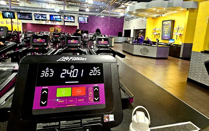 Planet Fitness Picture 3