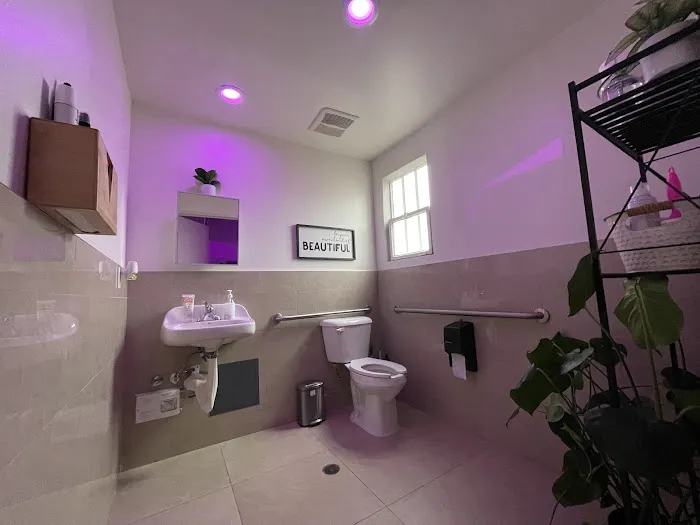 Hourglass Lab - All Women’s Private Gym Picture 7