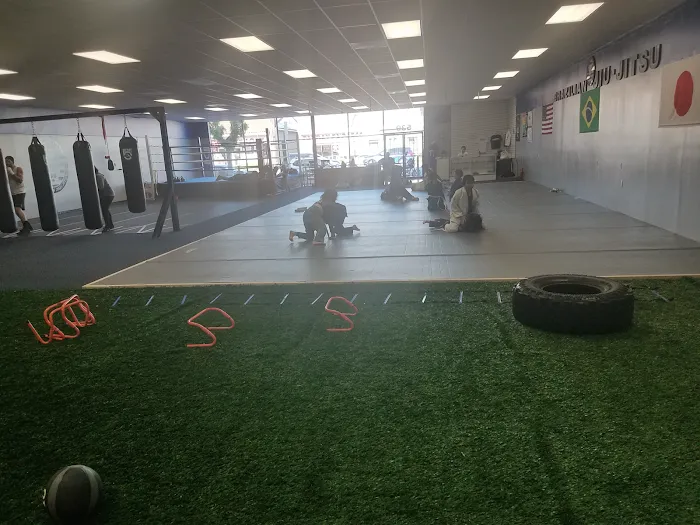 Champions Fight Academy 🥊Boxing 🥋Jiu-Jitsu 👊🏼 Muay Thai Picture 7