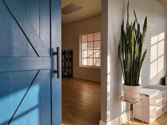 Yoganette Yoga Studio Picture 4