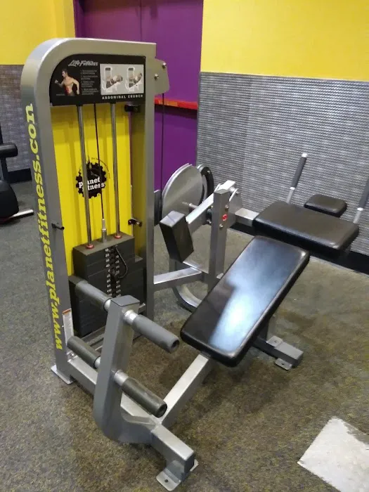 Planet Fitness Picture 6