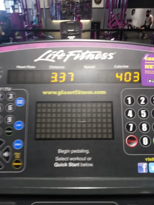 Planet Fitness Picture 8
