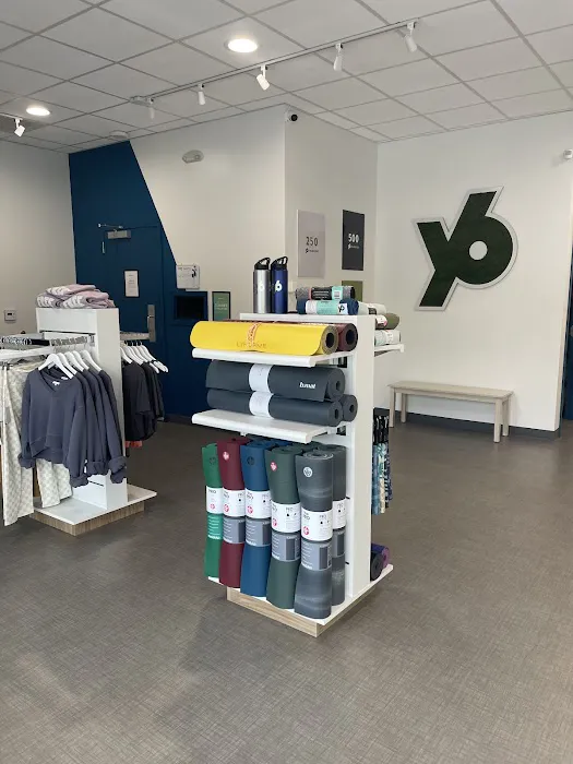 YogaSix Rolling Hills Picture 7