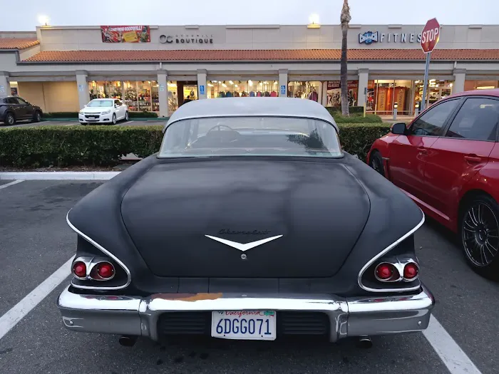 Crunch Fitness - Tustin Picture 9