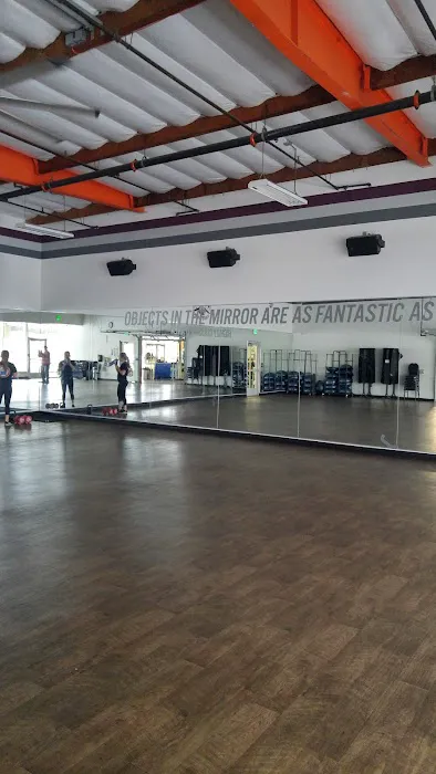 Crunch Fitness - Tustin Picture 2