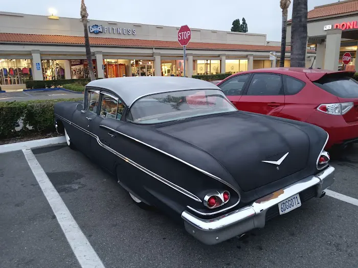 Crunch Fitness - Tustin Picture 7