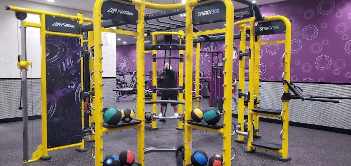 Planet Fitness Picture 5