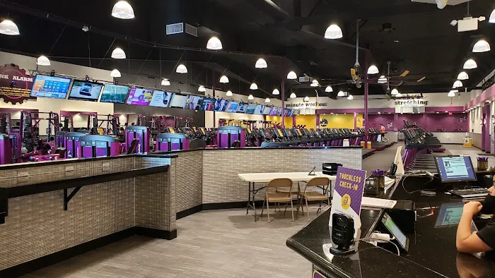 Planet Fitness Picture 2