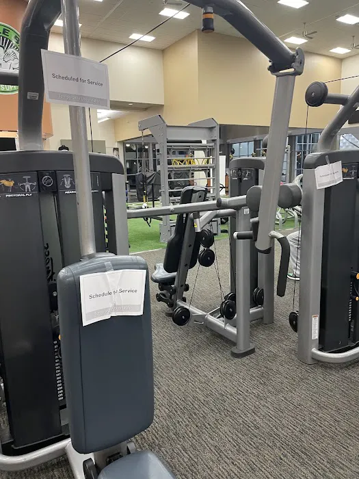 LA Fitness Picture 1