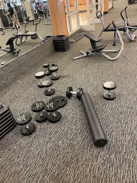 LA Fitness Picture 8
