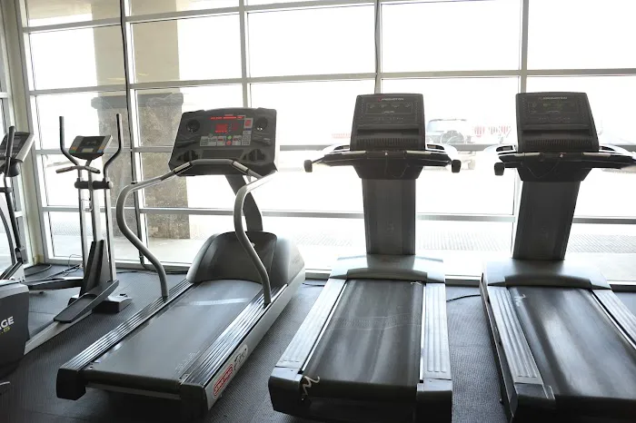 Fitness 100 Picture 9