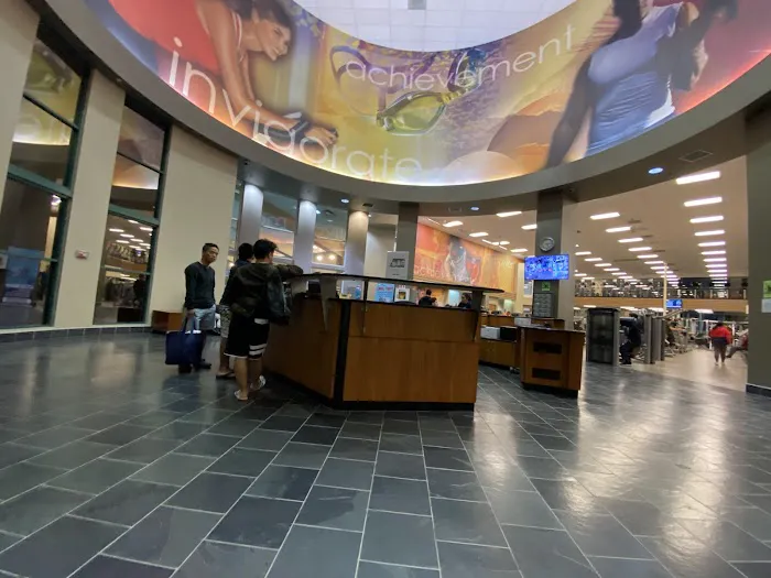 LA Fitness Picture 5