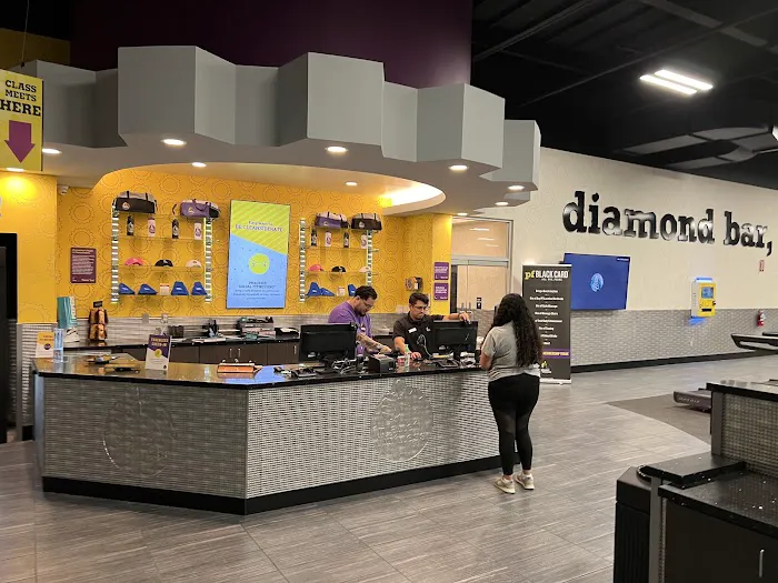 Planet Fitness Picture 8