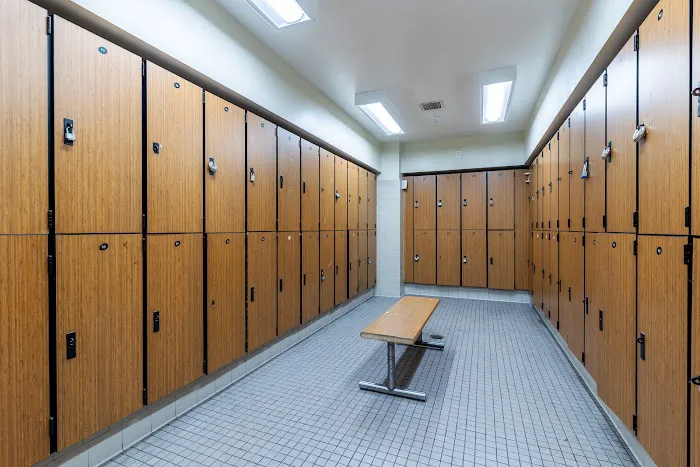 24 Hour Fitness Picture 1