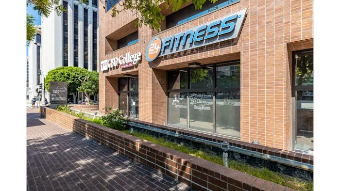 24 Hour Fitness Picture 10