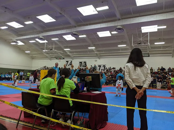 Aviation Gymnasium Picture 4