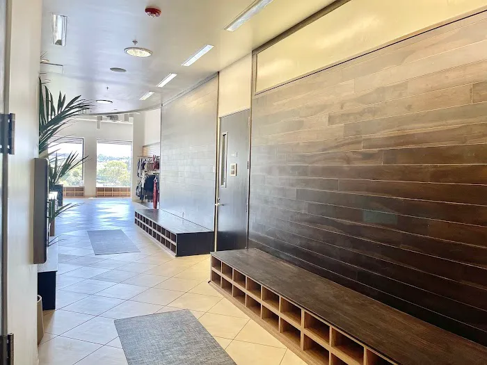 Hot 8 Yoga Picture 2