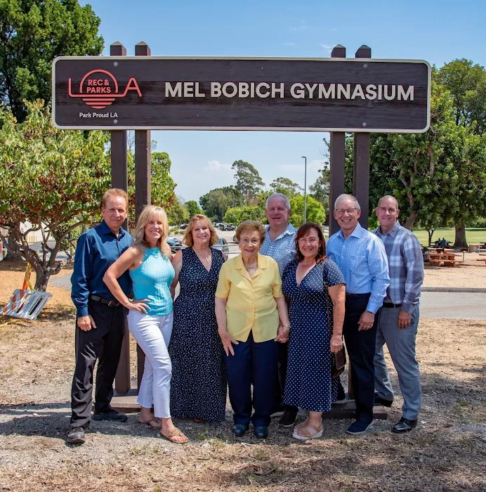 Peck Park Gymnasium Picture 3