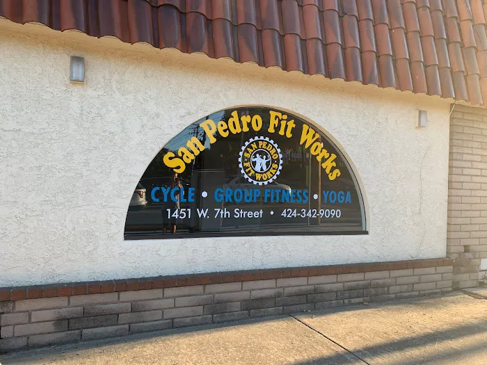 San Pedro Fit Works - Indoor Cycle and Group Fitness Studio Picture 7