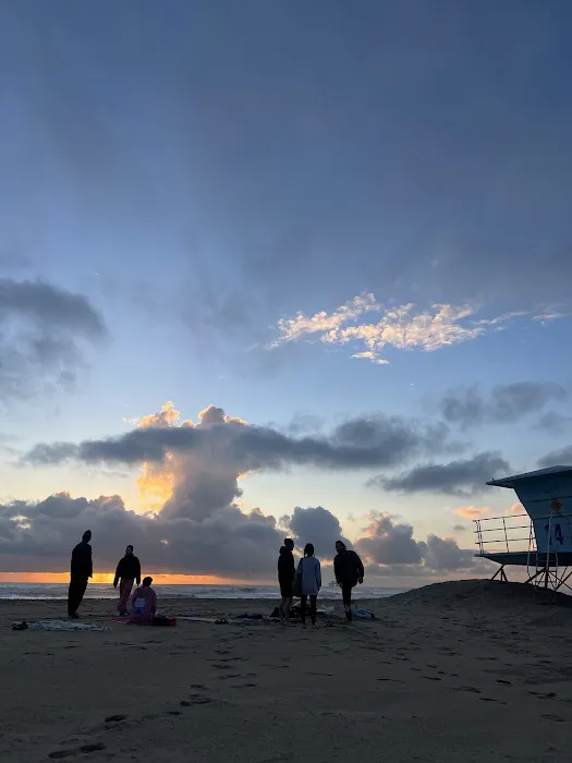 Yoga on the Beach Huntington Beach Picture 9