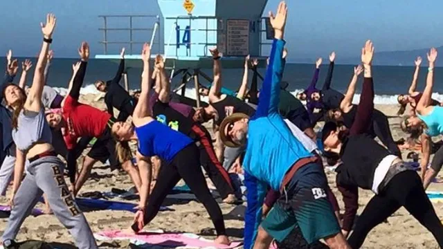 Yoga on the Beach Huntington Beach Picture 4