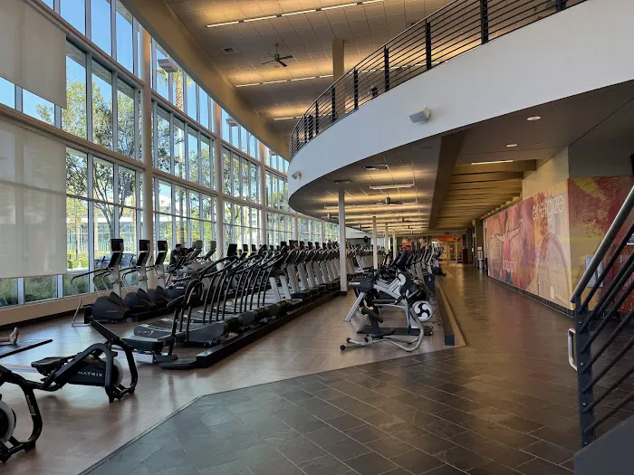 LA Fitness Picture 4