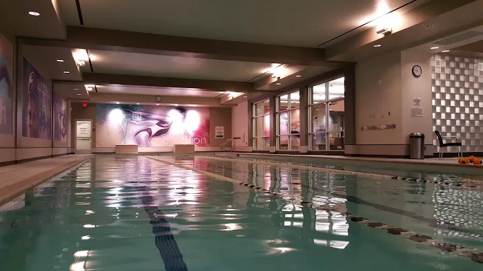 LA Fitness Picture 9