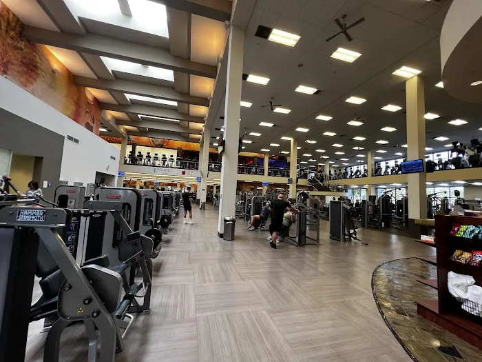LA Fitness Picture 8
