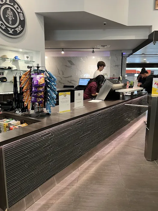 Gold's Gym Glendale Picture 9