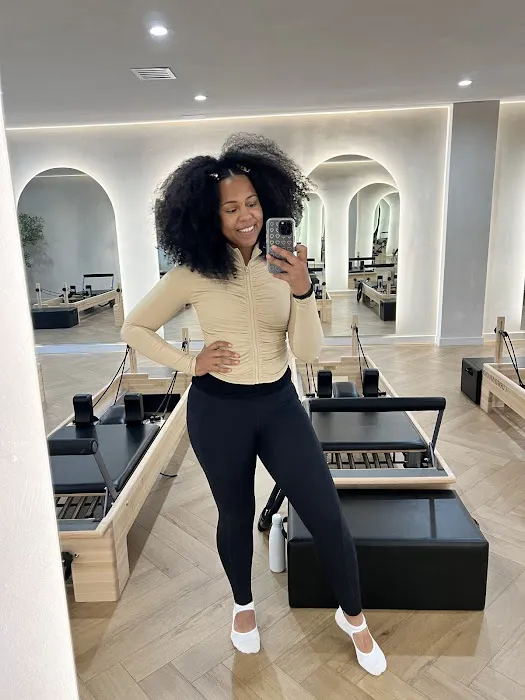 Curv'd Studio Picture 3