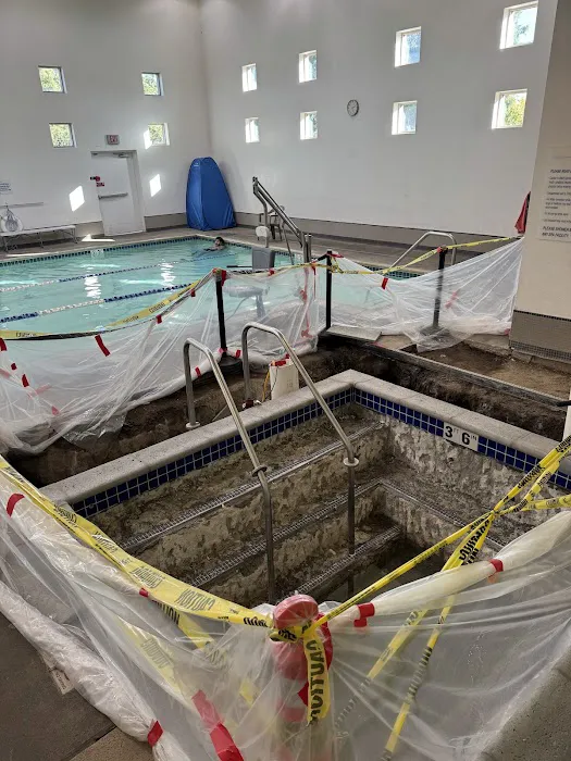 LA Fitness Picture 9